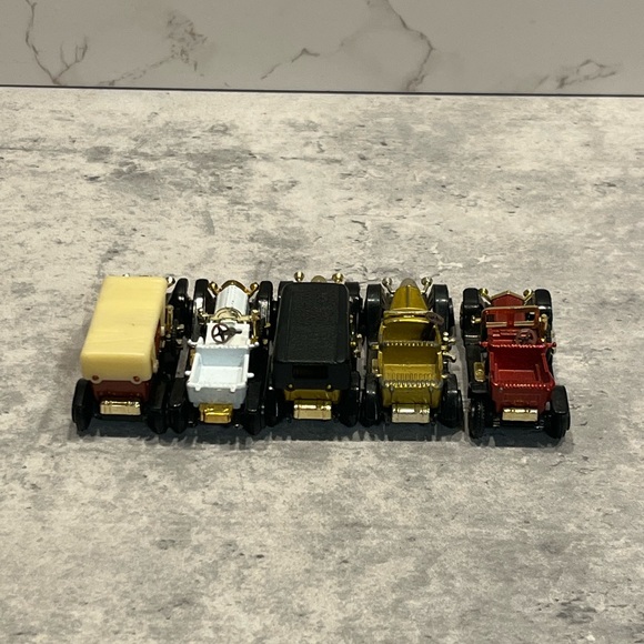 Set of 5 Vintage Classic Diecast Toy Cars Hong Kong and Macau - Picture 3 of 16